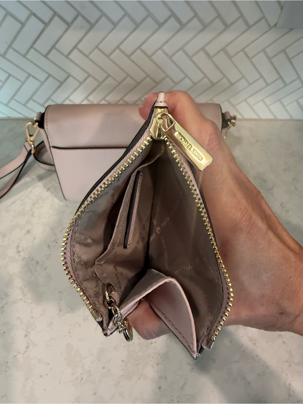 Michael Kors Blush Leather Crossbody with Card Case - Picture 3 of 5